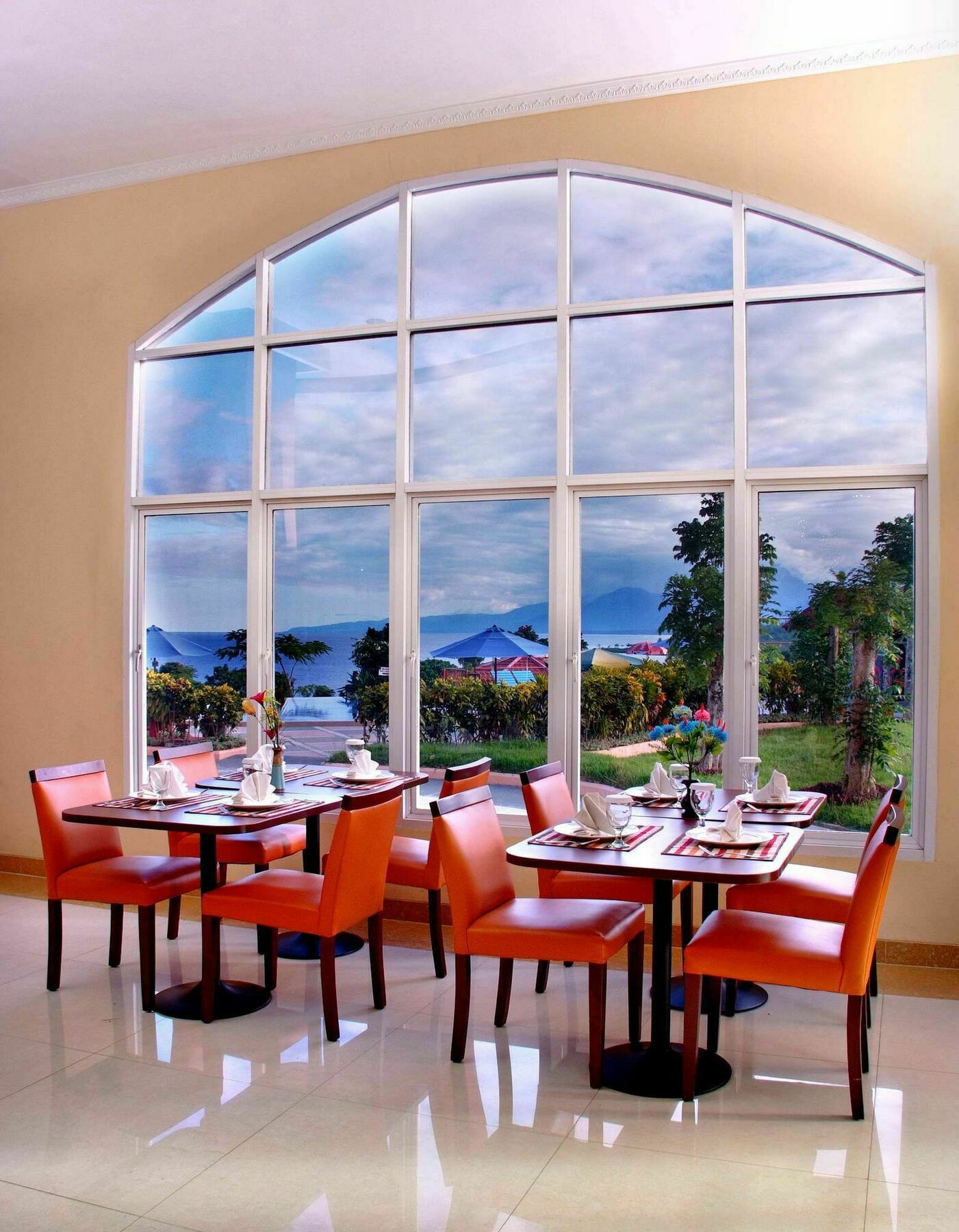 Aston Niu Manokwari Hotel & Conference Center Εξωτερικό φωτογραφία