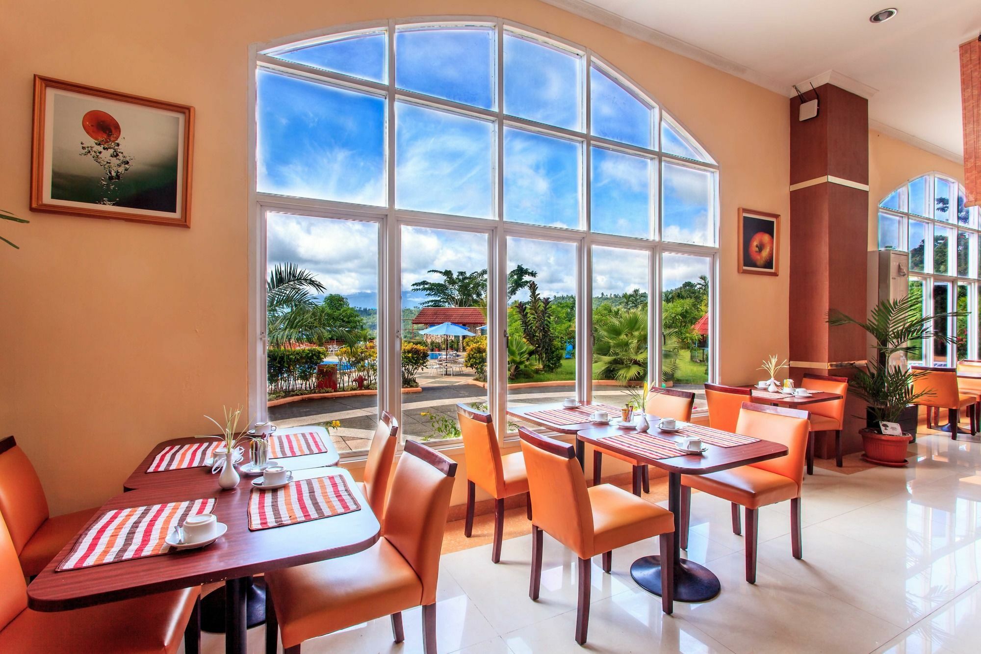 Aston Niu Manokwari Hotel & Conference Center Εξωτερικό φωτογραφία